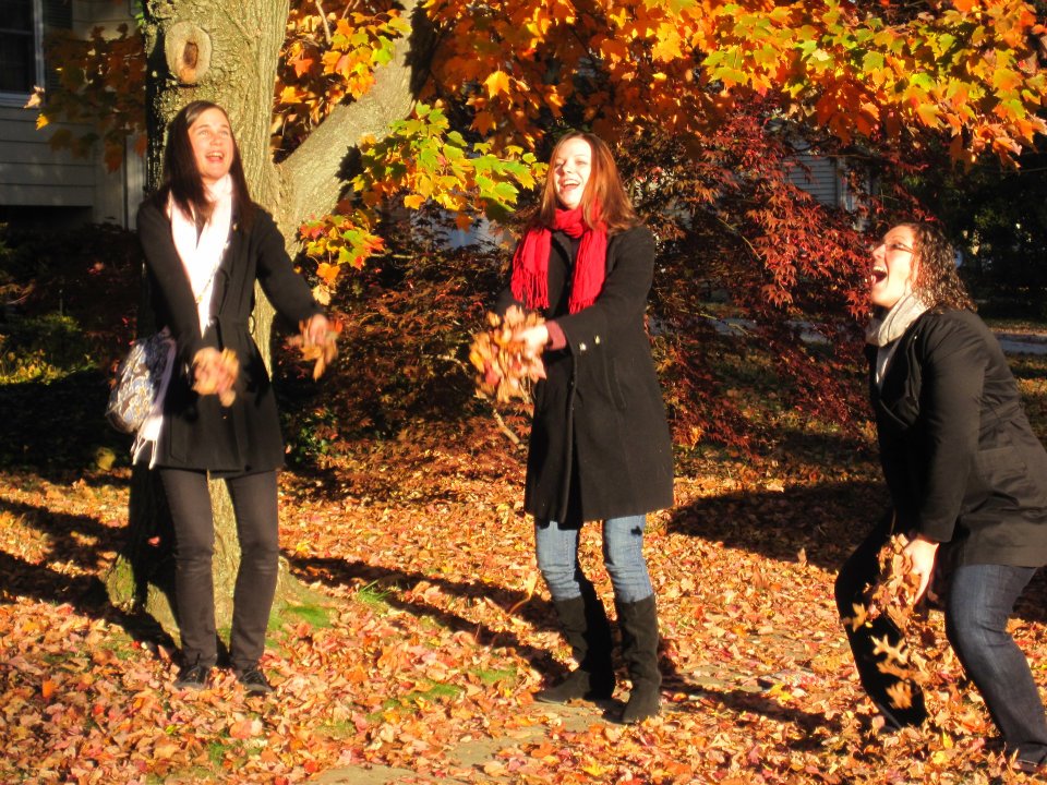 394140_595504392459_1154736267_n